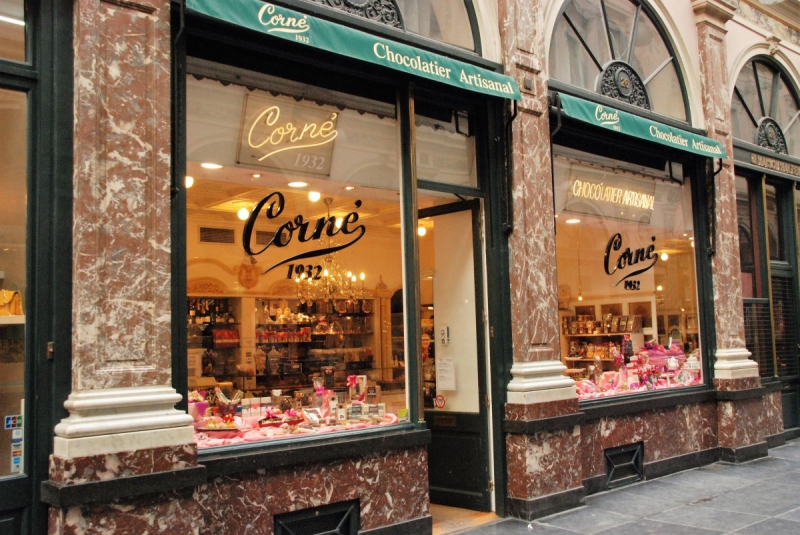 vente-MOISSAC BELLEVUE-min_chocolate_chocolaterie_shop_luxury_chic_gallery_brussels_belgium-558146